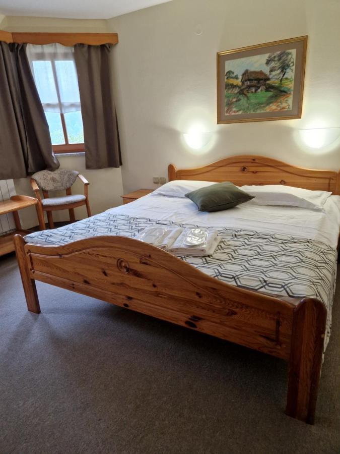 Guesthouse Jelenov Greben พอดเชเทอร์เทค ภายนอก รูปภาพ