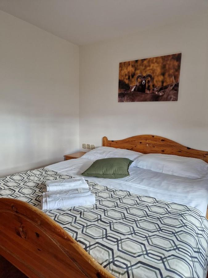Guesthouse Jelenov Greben พอดเชเทอร์เทค ภายนอก รูปภาพ