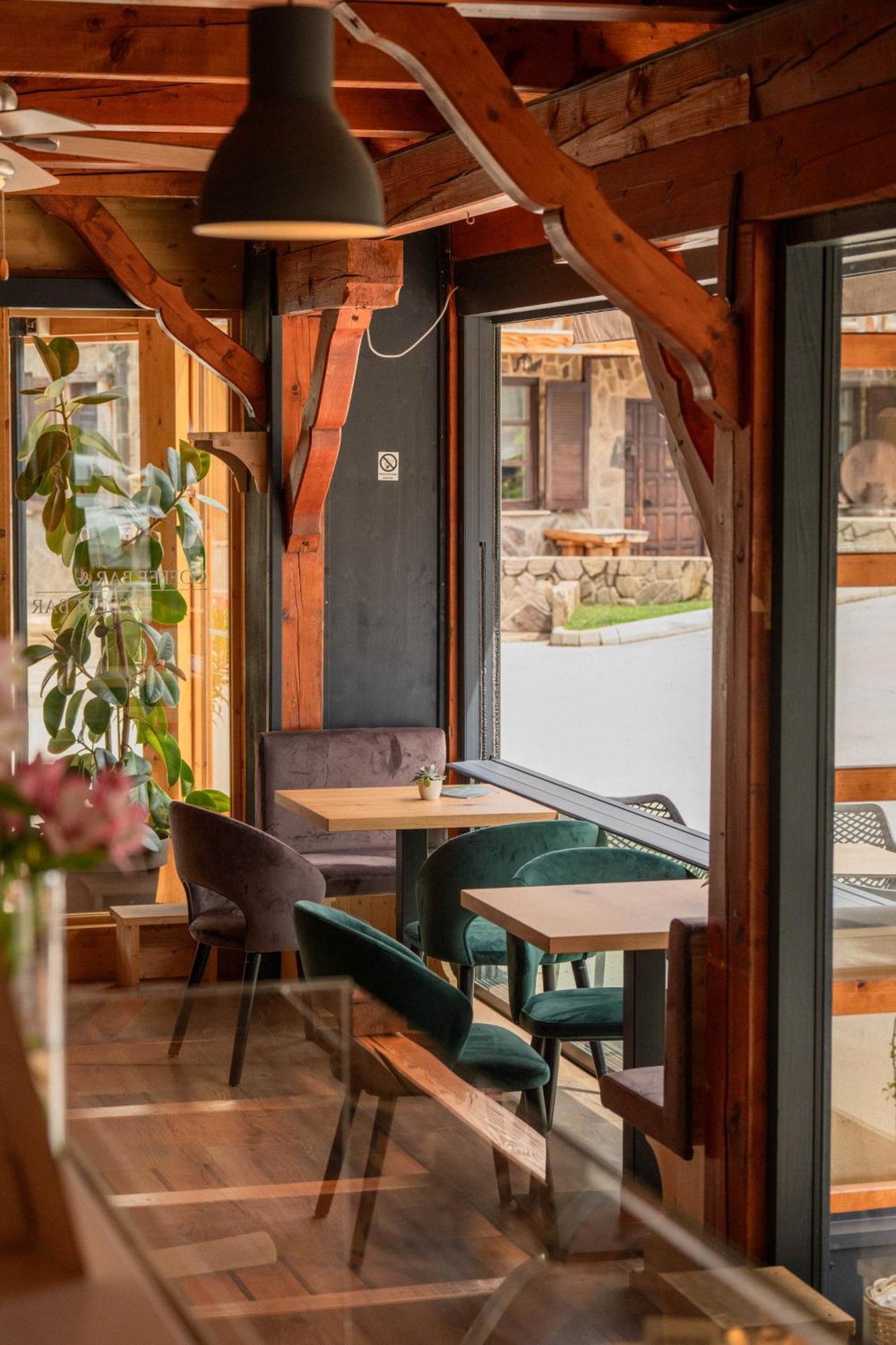 Guesthouse Jelenov Greben พอดเชเทอร์เทค ภายนอก รูปภาพ