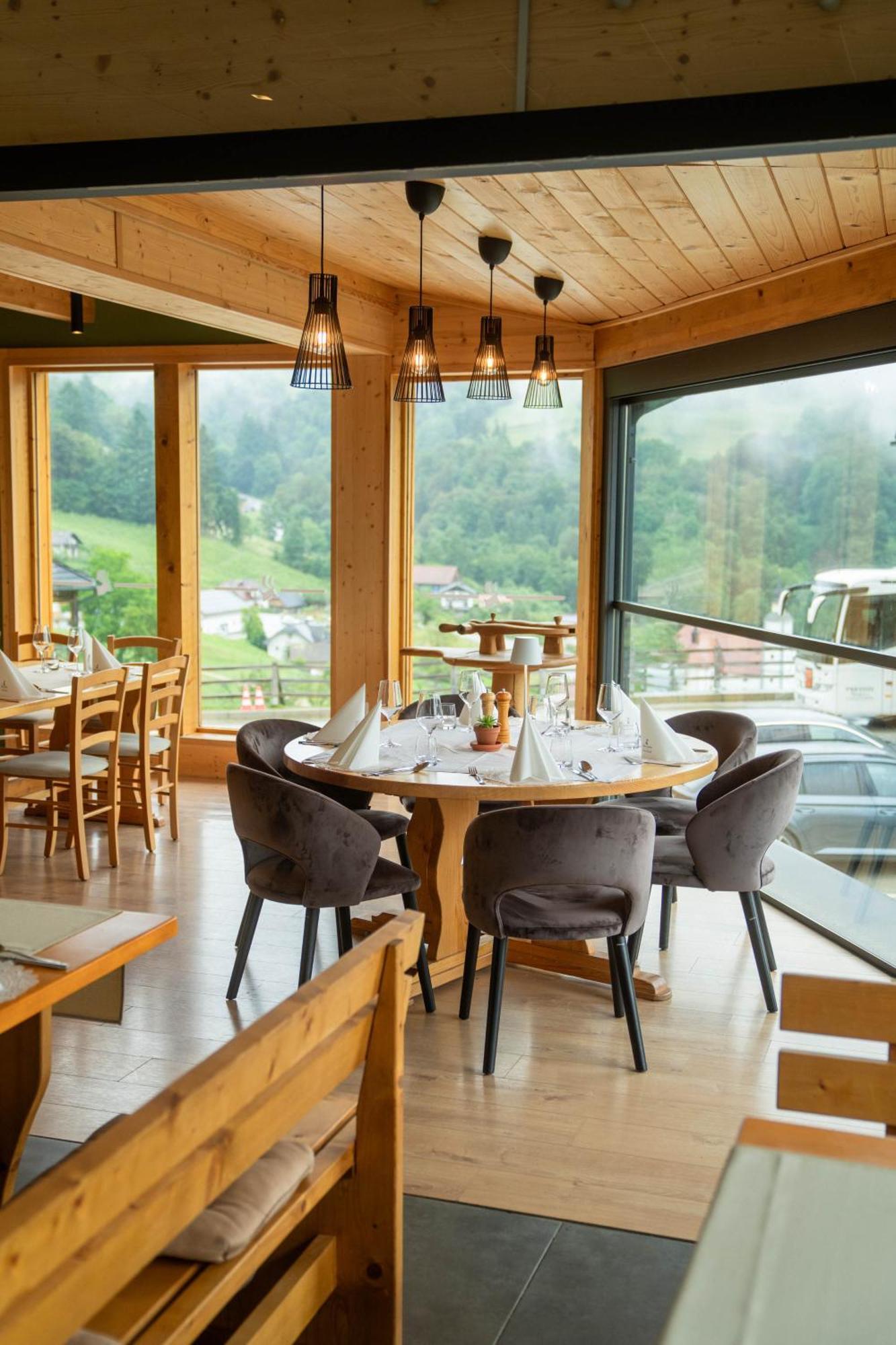 Guesthouse Jelenov Greben พอดเชเทอร์เทค ภายนอก รูปภาพ