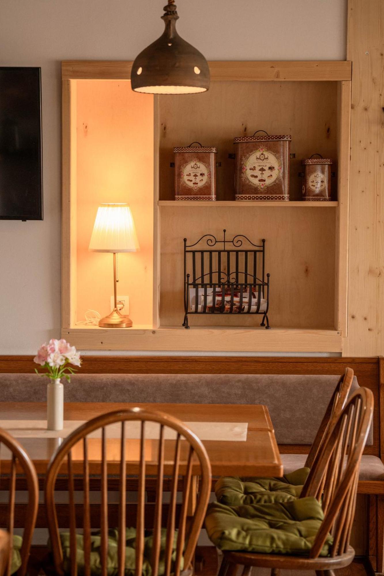 Guesthouse Jelenov Greben พอดเชเทอร์เทค ภายนอก รูปภาพ