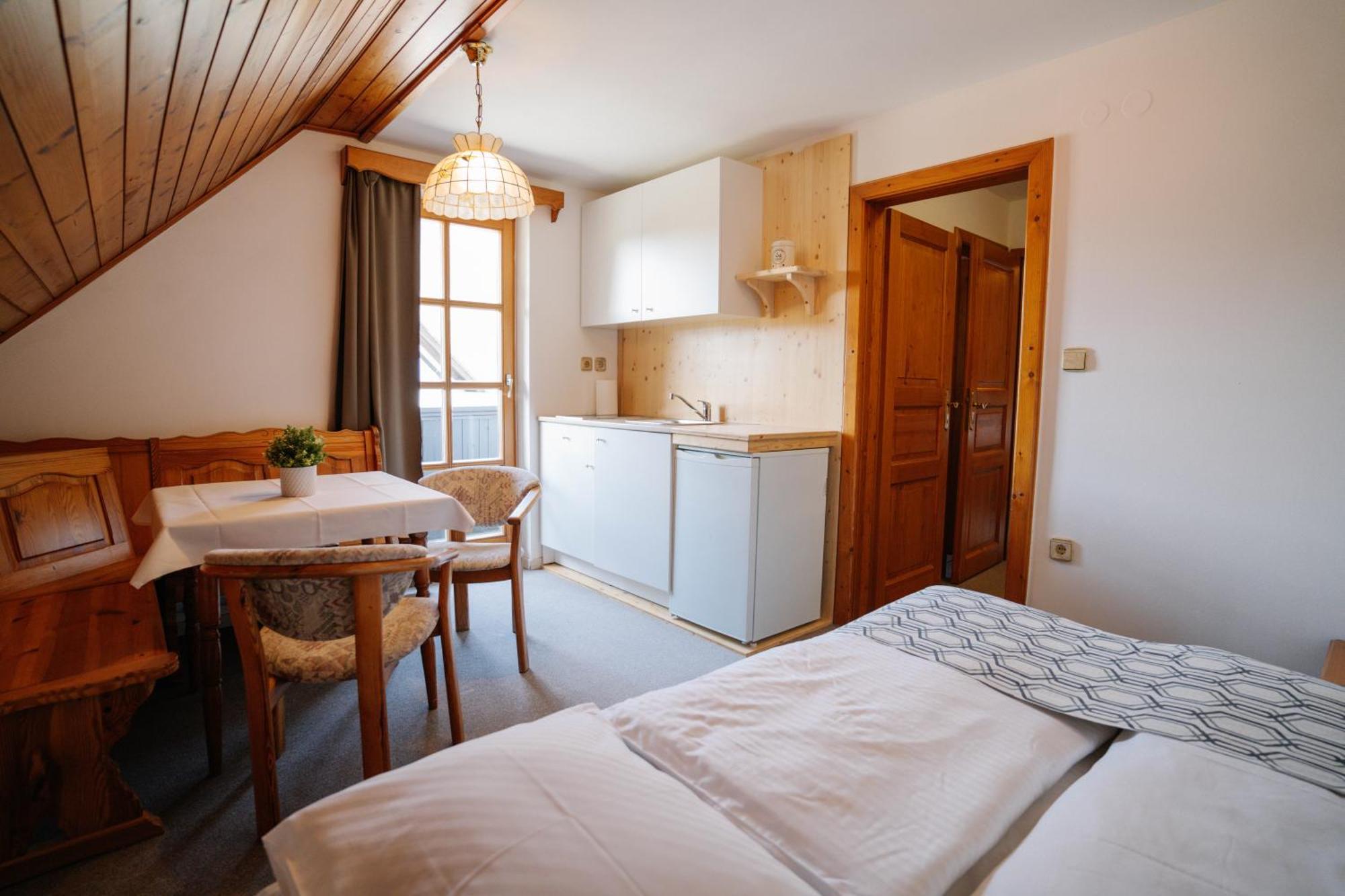 Guesthouse Jelenov Greben พอดเชเทอร์เทค ภายนอก รูปภาพ