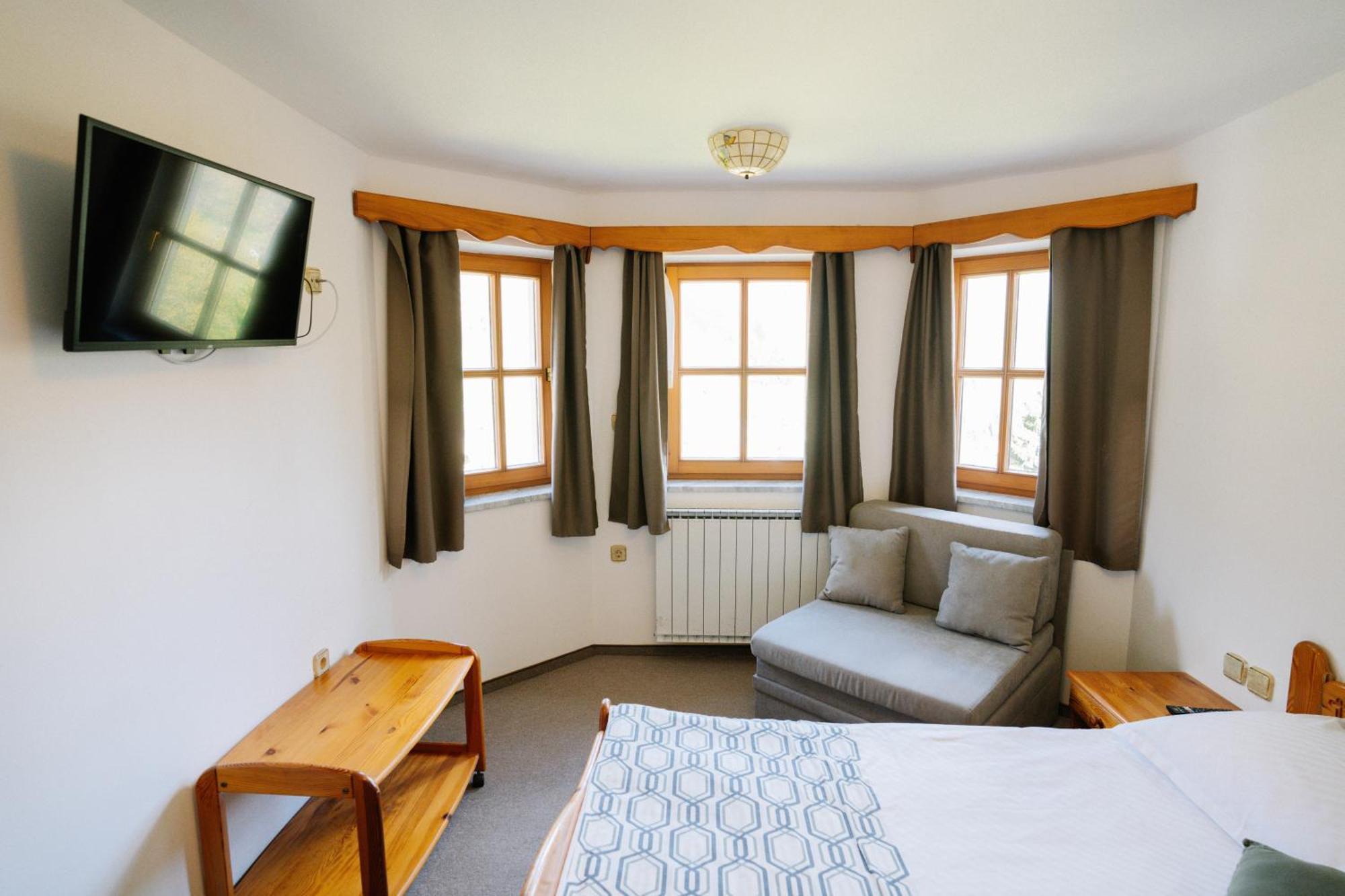 Guesthouse Jelenov Greben พอดเชเทอร์เทค ภายนอก รูปภาพ