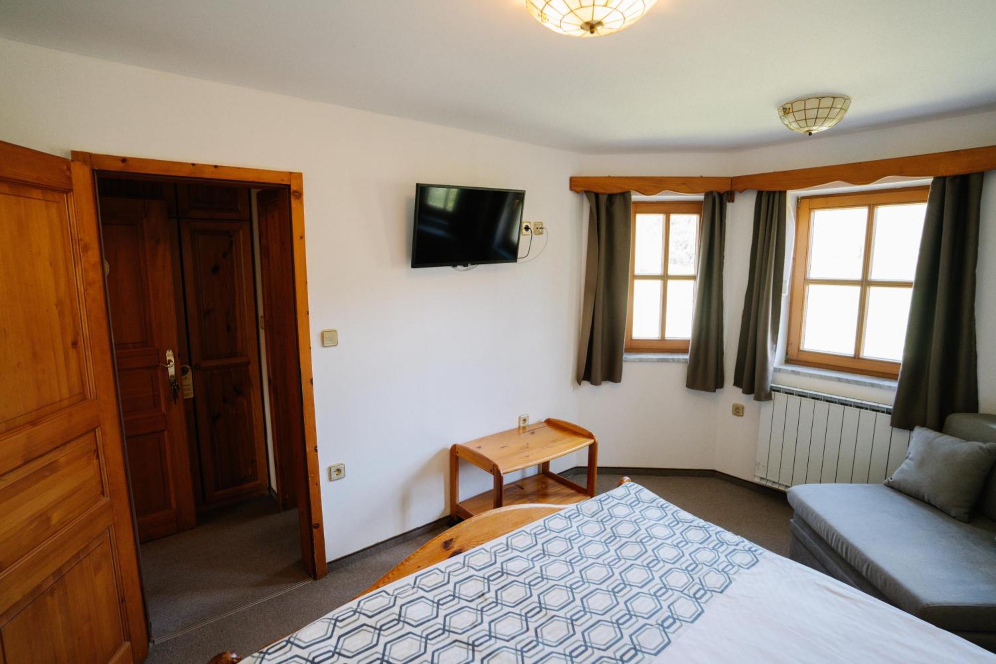 Guesthouse Jelenov Greben พอดเชเทอร์เทค ภายนอก รูปภาพ